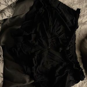 Black flowy raisin shorts tie belt at top